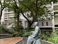 -香港大学