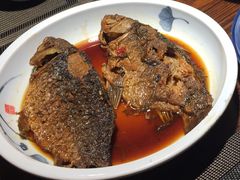 黄酒酥鲫鱼-七菜馆·东北菜·蒸饺(文体路店)