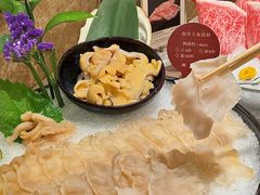 加拿大象拔蚌-協成海鮮火鍋(老店)