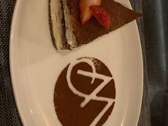 -WOLFGANG PUCK KITCHEN & BAR(迪士尼小镇店)