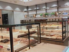 面包甜点陈列柜-面包新语(滨湖万达店)