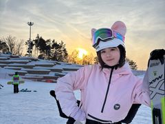 -庙香山滑雪场