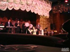 belly&nbsp;dancing-Abu Nawas