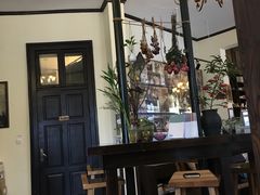 -良友书坊(安徽路店)