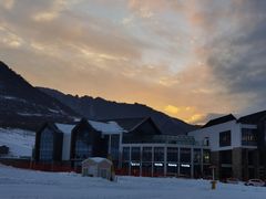 -鳌山滑雪度假区