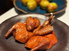 脆炸乳鸽-荣小馆(安达仕店)