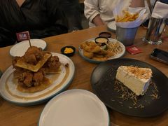 -悠航SLOWBOAT(三里屯店)