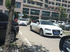 -武汉大学中南医院·停车场