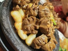 石锅手打牛肉丸-潮堂(环球金融中心店)