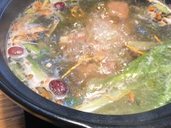 -陆记牛庄·碳锅龙虾烧烤(爱上花园店)