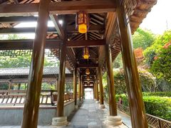 -绳金塔