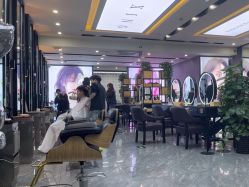 -藤野造型烫染·漂发