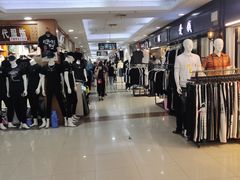 -龙翔服饰城(龙翔大厦店)