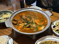 -东来菜馆•手抓海鲜家常菜•海鲜锅贴(鸽子窝店)