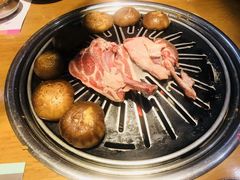 -老炉家木炭烤肉(长江国际店)