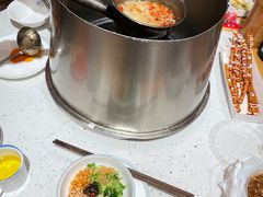 -佬缸炮江湖川菜(玉林店)