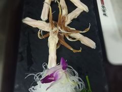 -老牌坊云南鱼豆花火锅(哈西万达店)