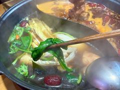 -三顾烤庐·烤鱼·烧烤·龙虾(奉贤店)