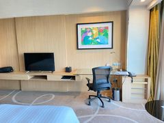 -上海虹桥西郊假日酒店