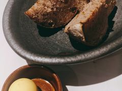餐前面包-Erman岩烧牛排(虹桥南丰城店)