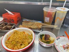 -堂堂小伙夫·辽宁小吃大排档(京西大悦城店)