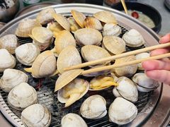 -围炉肉舍•炭烤活鳗•丹东海鲜烤肉(步行街店)