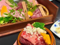 -山川小町·极番烧肉(新地假日广场店)