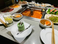 -海底捞火锅(金山百联店)