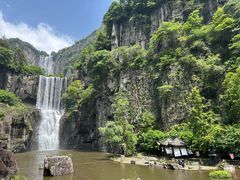 -刘伯温故里景区百丈漈