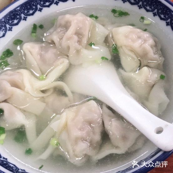 黄宅馄饨店
