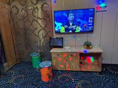 -蓝尊量贩(黄河路店)