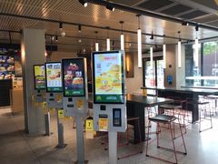 门面-麦当劳(国际社区店)