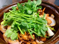 -胡须佬鸡煲四季火锅(海雅缤纷城店)