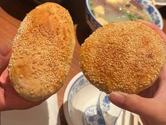 鸭油酥饼-小潘记鸭血粉丝汤