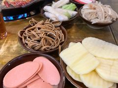 -正南齊北重庆老火锅(光华村直营店)