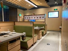 大堂-海底捞火锅(新松江路店)