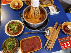 -马路边边麻辣烫联盟路店