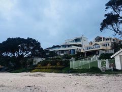 -Takapuna Beach Cafe