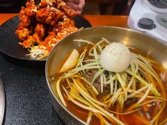 -军硕烤肉·部队火锅(二七万达店)