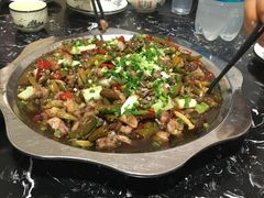 -廖哥泡椒兔(峨眉店)