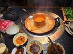 -菌自由丨野生菌火锅特色庭院餐厅(丽江古城店)