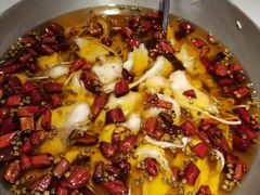 招牌水煮江团-渝信川菜(工体店)