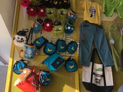 -问山MountQuest攀岩馆