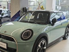 -北京盈之宝宝马&MINI4S店(望京店)