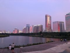 -万绿园