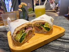 美式牛肉三明治-THE WOODS 简餐 (国贸商城店)