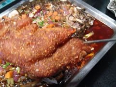 -鸣记脆皮烤鱼·海鲜烤鱼(三八广场店)