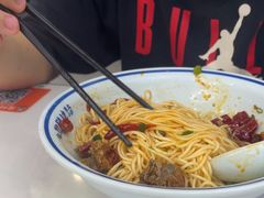 -程胖娃重庆小面(嘉禾金铂店)