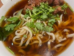 -清真吴记门钉肉饼·喜多利