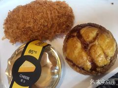 -85度C(生甜甜圈研究工坊·上海局门店)